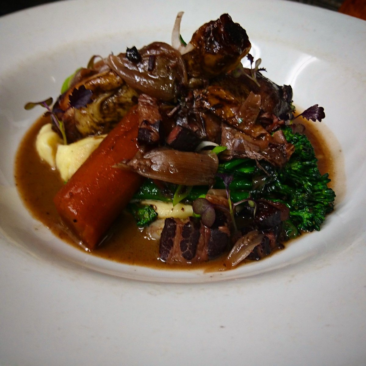 GrainstoreEdin's tweet photo. Look at this #coqauvin who could resist this for lunch 🍗🍴 https://t.co/6cjJmp1sVh