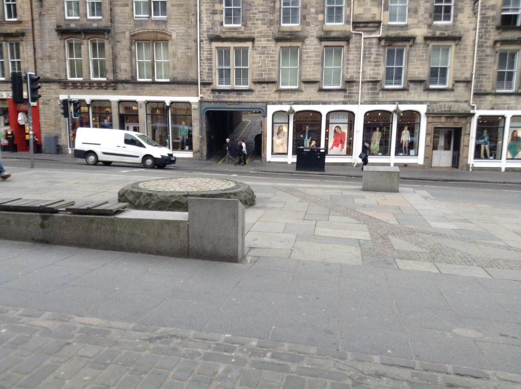 SeanArnot1's tweet photo. My ancestor was among the last men #hanged here in #Edinburgh in 1666 Captain Andrew Arnot https://t.co/9dsaijQ1uk