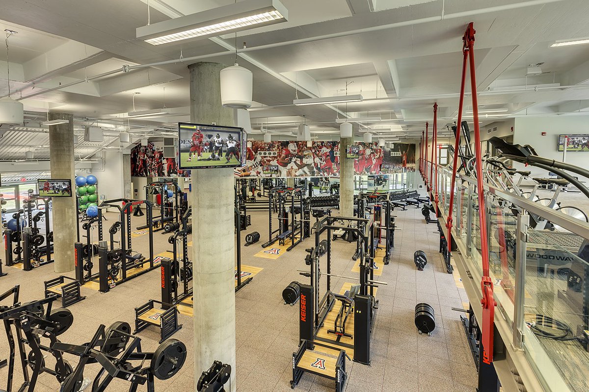 SLAMSportsArch's tweet photo. Lowell-Stevens North End Zone awarded LEED GOLD certification! @AZATHLETICS @ArizonaFBall @UofA #LEED #certified https://t.co/Vet8oqIps8