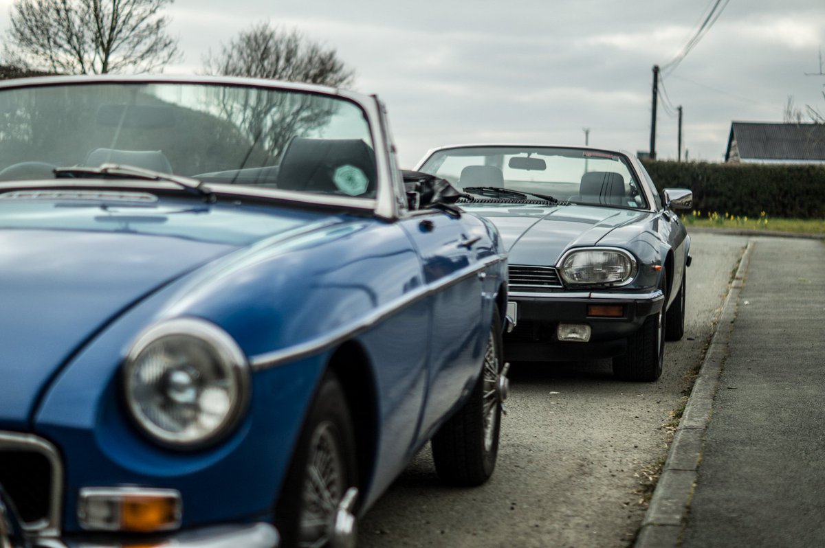 car_witter's tweet photo. And a few more tarty shots of the rest of the motors we drove. #GreatRoadTrip @ClassicCarsHire https://t.co/CTnnjR7ZMx