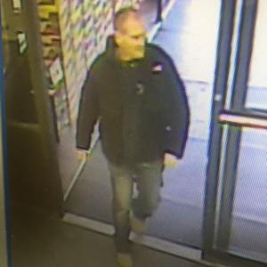 MassMostWanted's tweet photo. Help the @quincymapolice ID/locate this suspect involved in a Shoplifting case. For info: https://t.co/qPjxEMfn8D https://t.co/FaRWwVpnFp