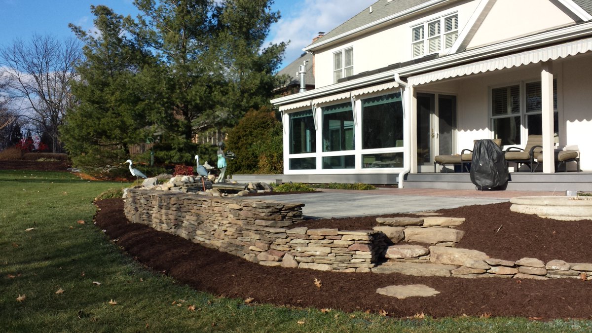 NatureDesignINC's tweet photo. Completed hardscaping outdoor area.  #patiodesign #landscapingyourlife #loveoutdoors https://t.co/idtZORz3d7