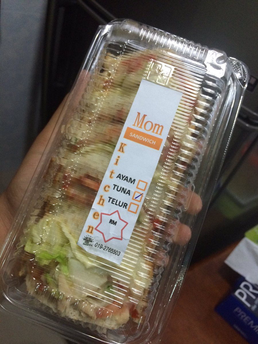 NelynEzanny's tweet photo. Dinner 😋😍💕👌🏻 #sandwich #momkitchen https://t.co/1Fx8XoZuEY