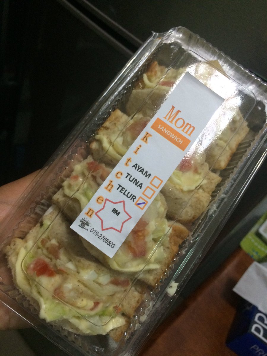 NelynEzanny's tweet photo. Dinner 😋😍💕👌🏻 #sandwich #momkitchen https://t.co/1Fx8XoZuEY