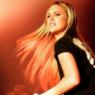 BrihonyDawson's tweet photo. Always loved a bit of ginge. #fancylighting #redsnotmycolour #rockchick #ladyhoodband #lad… https://t.co/XpEPZ51oE8 https://t.co/xH7IuiRnvg