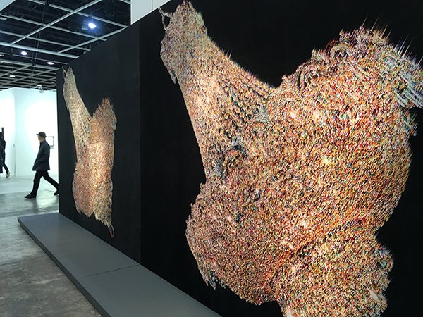 Inside <a href="/ArtBasel/">Art Basel</a>'s VIP opening artnt.cm/1Uknm1G