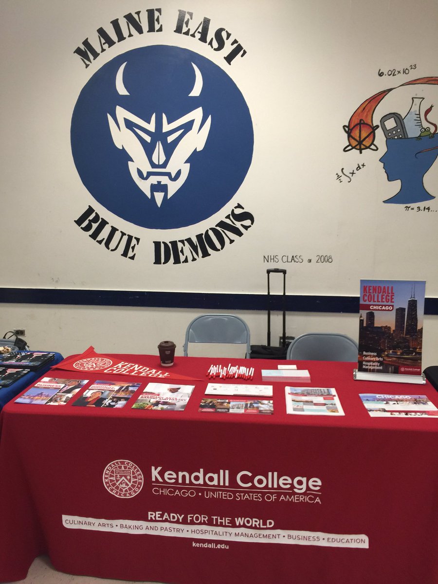 JTKendallField's tweet photo. Come visit me at the Options Fair today Maine East! @Maine_East @KendallCollege https://t.co/vkfIcB7taf