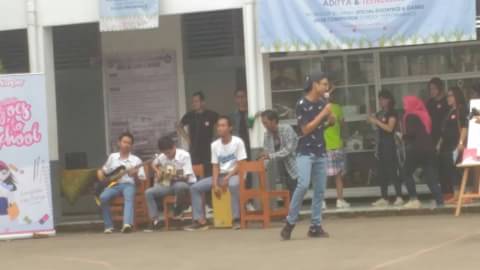 Buat yang menang game tadi, congrats🎊 +band dari X-5 nihh