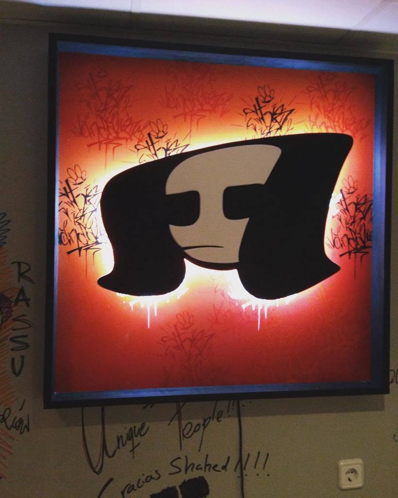 StArtEverywhere's tweet photo. #colp #colpone #colp_one #adelita #modernart #graffiti #canvas #bcnstreets #stencil #stencils #streetart #stencilar… https://t.co/JrkKlSiKqc