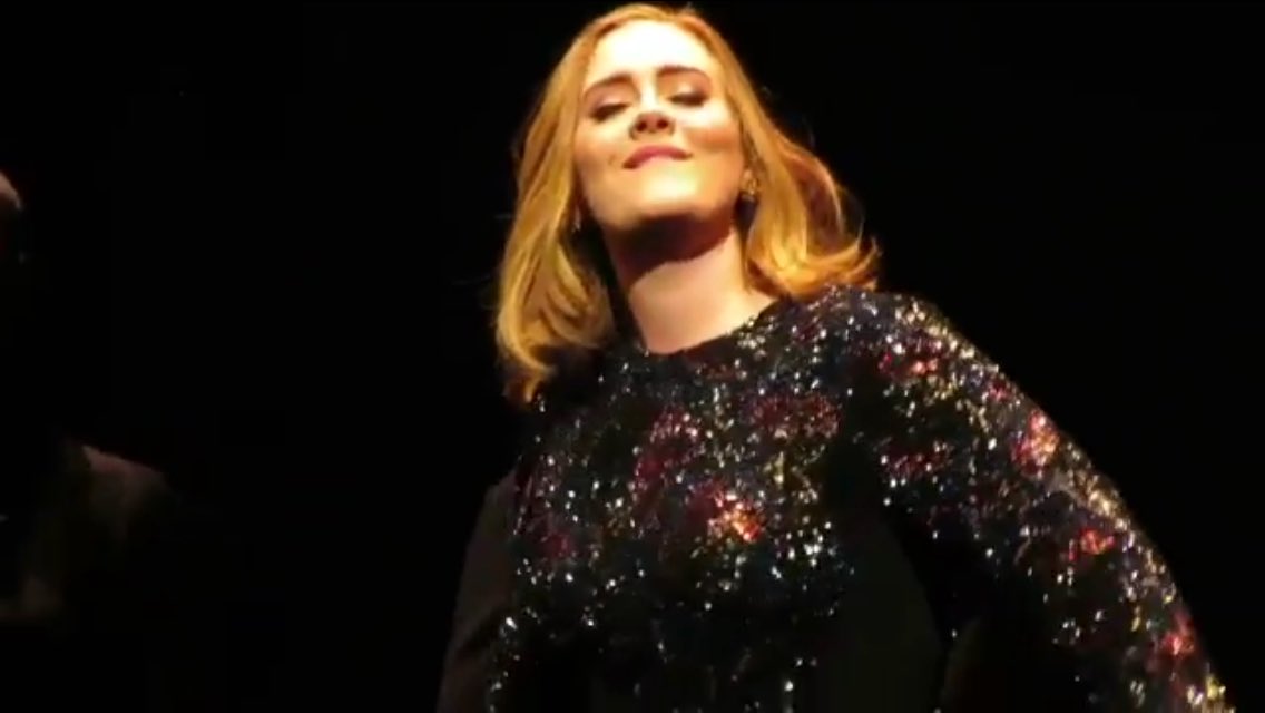 adelereactions's tweet image. When Adele hits that high note on When We Were Young