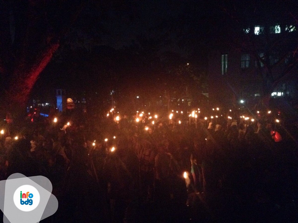 infobdg's tweet photo. Suasana #BandungLautanApi di Balai Kota Bandung. https://t.co/QLfGvBlEjS