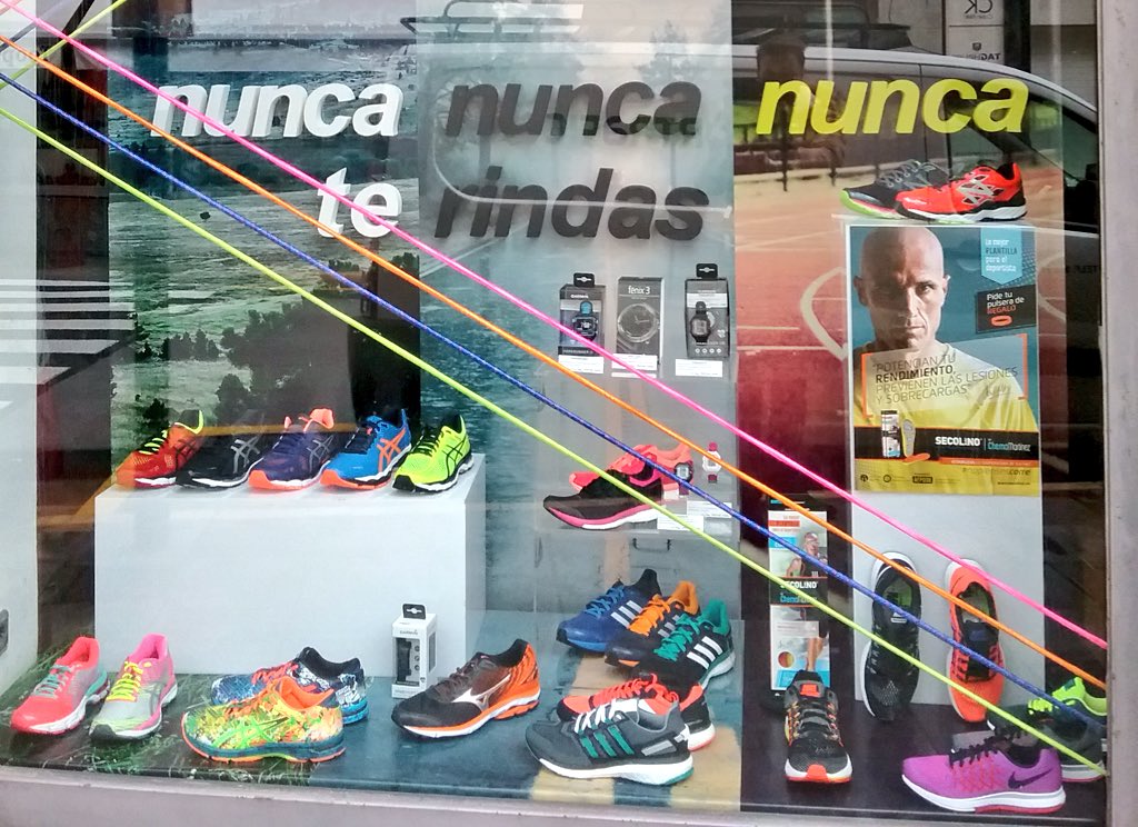 chemitamartinez's tweet photo. Ya tenemos las plantillas #Secolino en las tiendas @movimientobase #todaviasinpelo https://t.co/lZyVpf8ICn