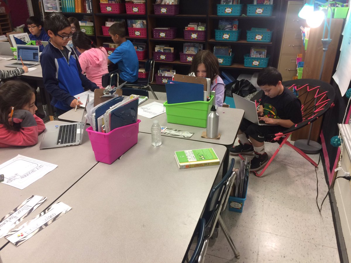 mnichole33's tweet photo. Comparing and contrasting Neil Armstrong using two different sources to end our biography unit. #isdstrong #isdsft https://t.co/M0bXhX5NSY