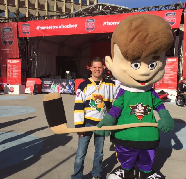 volumesdirect's tweet photo. Look who was spotted at @hometownhockey_   in Calgary!  @Brady_Brady  and illustrator Chuck Temple. https://t.co/PdJZZ6SkWE