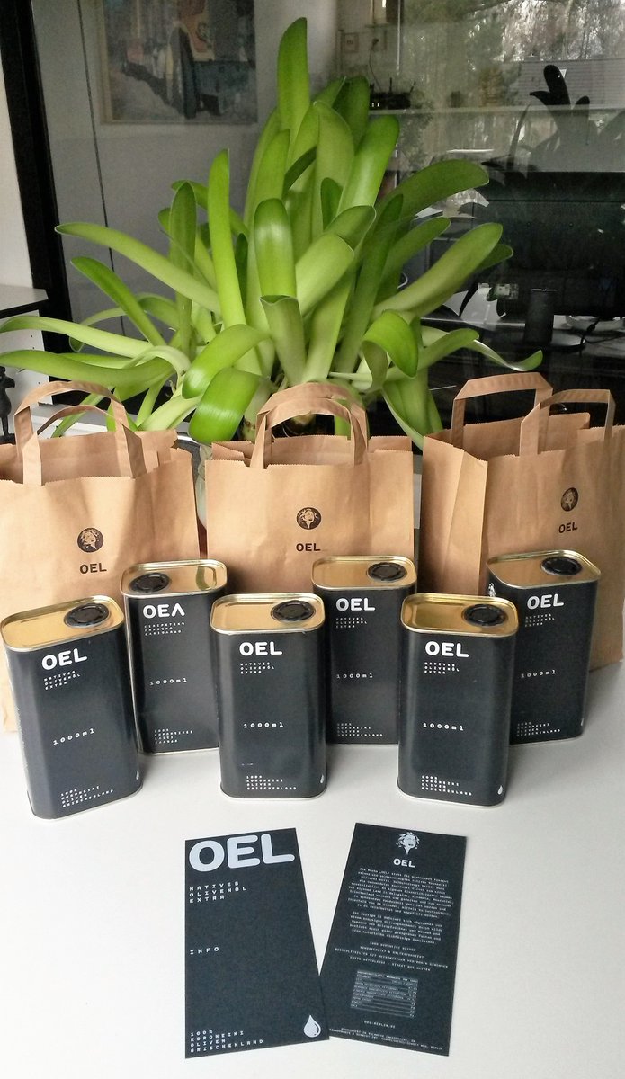 ArtOfSpring's tweet photo. Erst wir und jetzt hat #OELBerlin geliefert. Ab heute täglich #OlivenOELshots - verlängert das Leben! Kostprobe? https://t.co/sg8fdFo9Q8