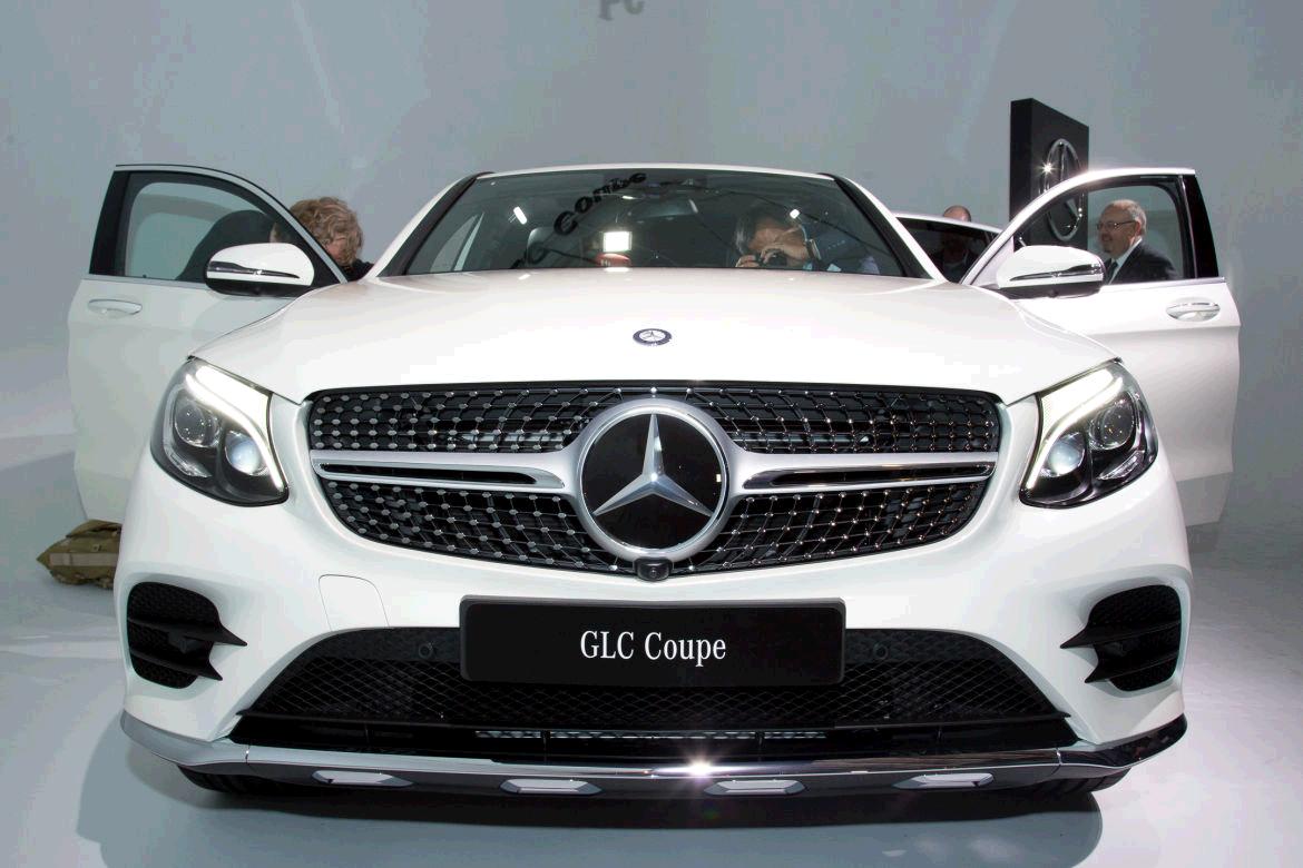 carsdotcom's tweet photo. Don't let the name fool you; the #MercedesBenz GLC-Class Coupe is an SUV with four doors. https://t.co/pkb7J6vqpA https://t.co/LtDI2e0zyB