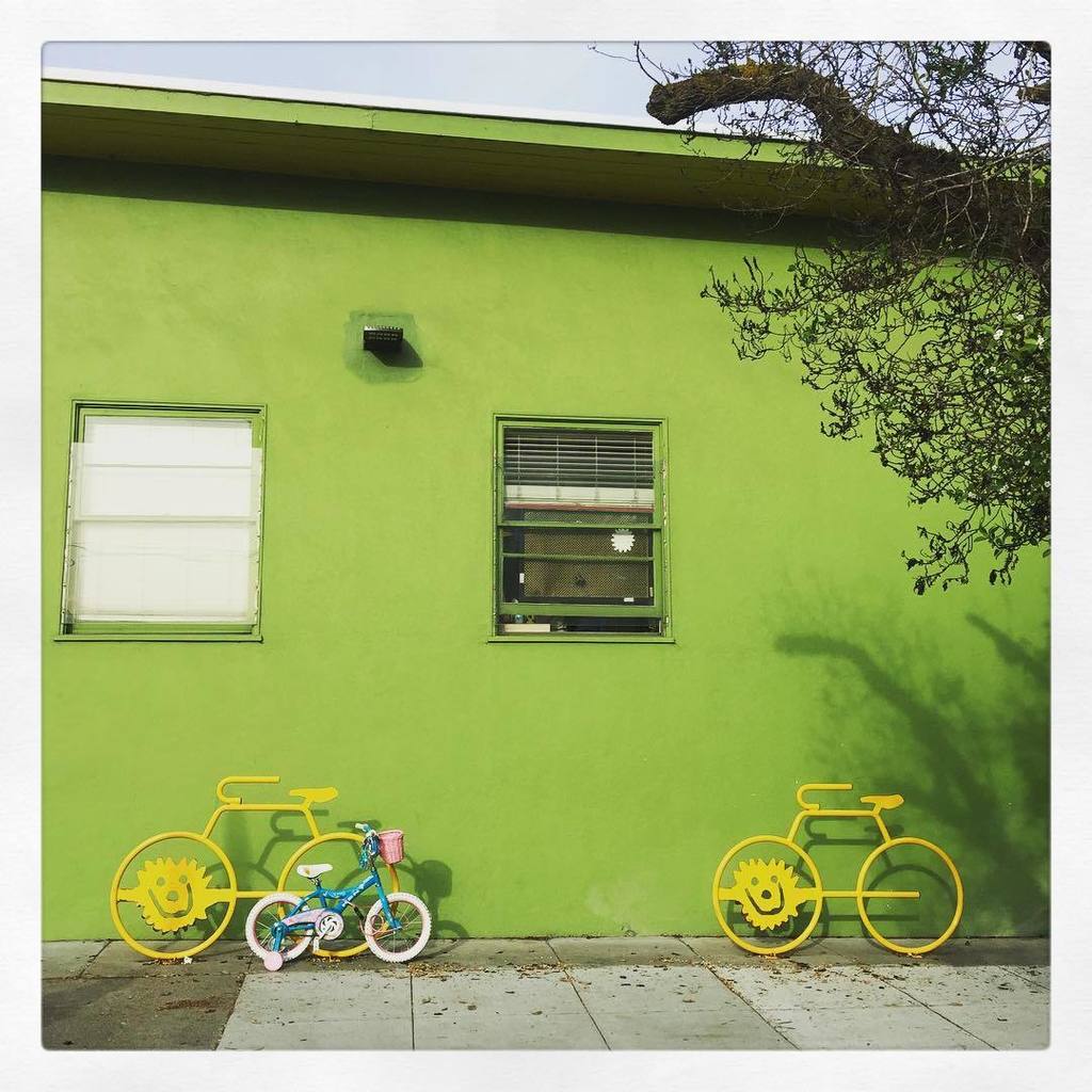 sheilasandytoes's tweet photo. Love passing this on my way to work. Pre-school bike racks on Baker St bike path #sanfrancisco #bikelife #bikecommu… https://t.co/o7cADMXGjw