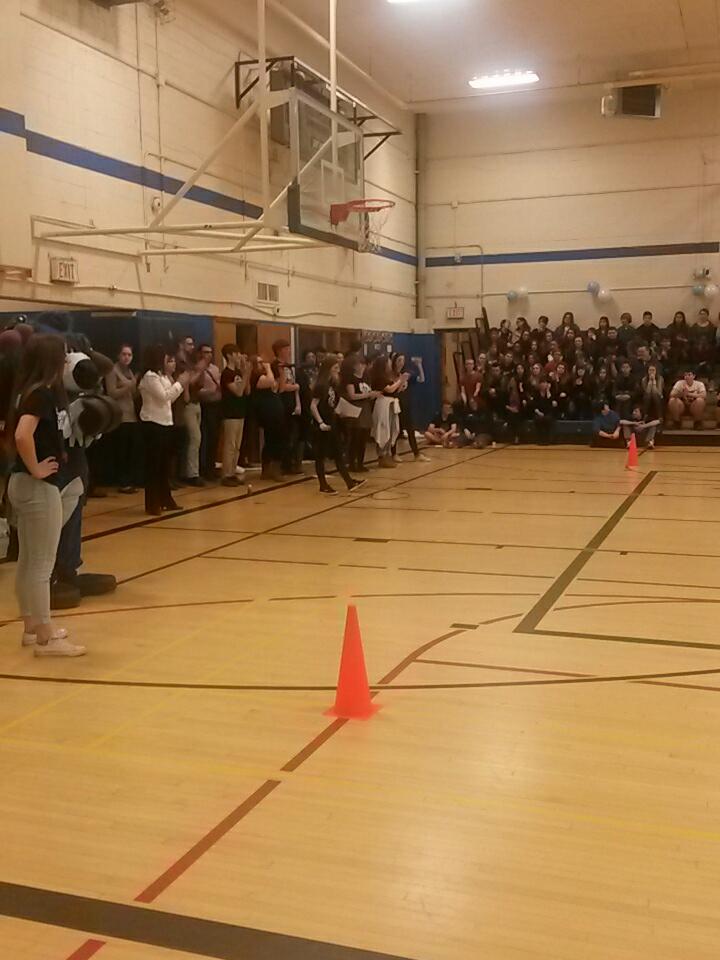 ZanderQKelly's tweet image. I hate pep rallies #WalkervilleProblems