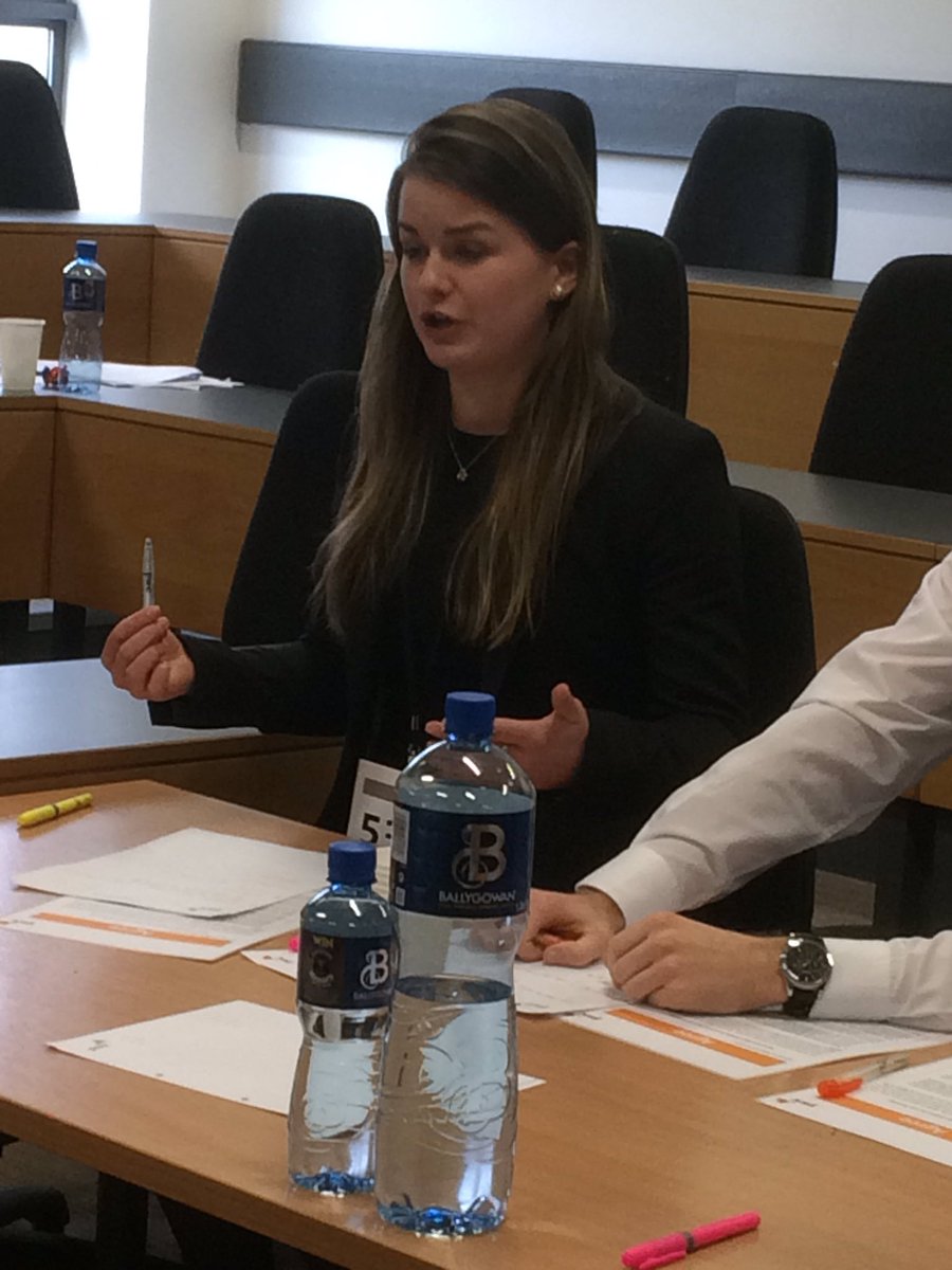 torysquare's tweet photo. Strong debate around the benefits of social networking at @gradireland #nationalstudentchallenge @pwcirl_careers https://t.co/ZucC1OrHaX