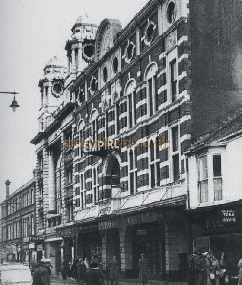 #mossempire theatre, oxford street, #swansea
