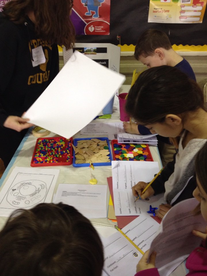EHB_Principal's tweet photo. EHB SOAR21 students collaborate with Bergen County peers @ today's Amazing Race event #createcuriosity https://t.co/8KSUi0uSln