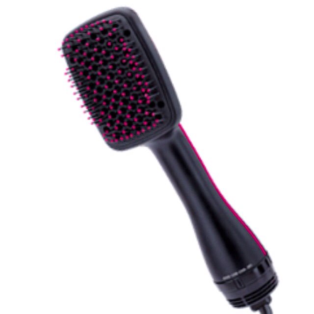 karen_arlenne's tweet image. #OneStepStyler 🔸 será la nueva adquisición para secar y estilizar tu cabello. 🙎🏻 #RevlonHT #ProCollection