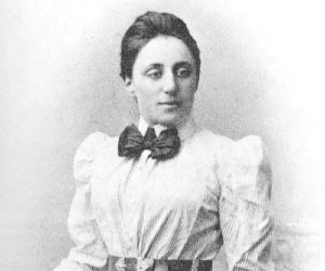 maanow's tweet image. Happy Birthday Emmy Noether: The Mother of Modern Algebra  bit.ly/1RkXUTE #mathhistory #WomensHistoryMonth