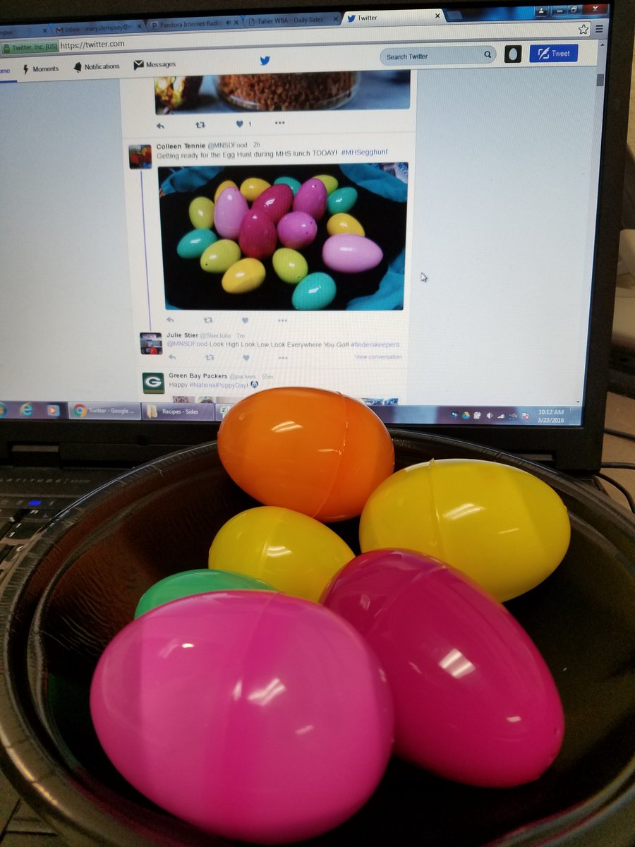 TobyDempsey's tweet photo. Guess who gets to hide eggs at lunch today! @MNSDFood #MHSegghunt #finderskeeper #lunchtimegames https://t.co/B0Rfm6u92X