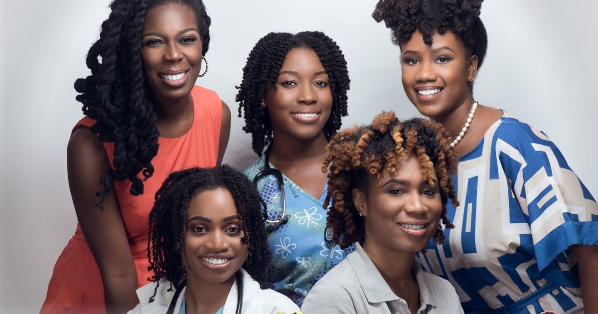 NHCN101's tweet photo. Career Women Rock Their Natural Hair Proudly in the #NaturalisProfessional Campaign https://t.co/WWOw5u6JWQ https://t.co/gFAwqyvk1t