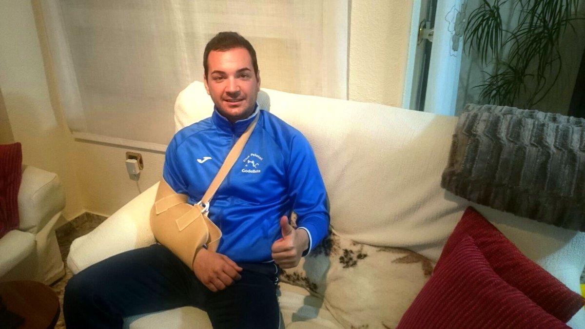 El mitger Raül de Godelleta <a href="/raul_pilotari/">Raul cervera</a> ja conta els dies per tornar a entrenar pilotaveu.com/article/10620/…