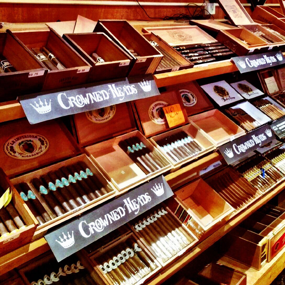 TheCrownedHeads's tweet photo. Retailer Spotlight: Lone Star State Cigars (Plano, TX). Call (972) 424-7272 for #CrownedHeads @LoneStarCigars https://t.co/4Yc5qJuaBr