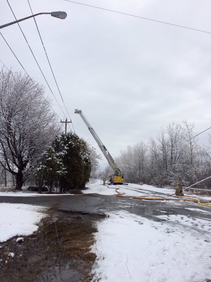 profiremedic's tweet image. @CornwallPFFA A bit of #relaypumping #pumpops this am for @bmacnab exam.  Good job! @VoisinePierre @brucedonig