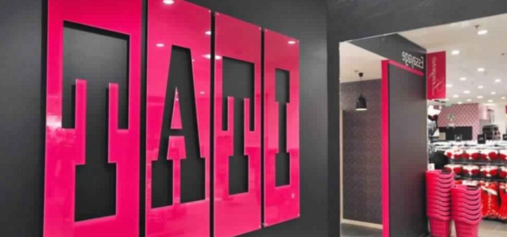 ILLIONWEB's tweet photo. #Tati, la marque aux bas prix, pourrait bel et bien remplacer les #GaleriesLafayette
https://t.co/qQlrZWfQrc https://t.co/IA6AsZKOnC