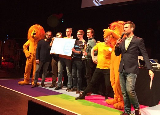 MichelSplint's tweet image. IdentifyING wins supplier category! #24hCodING #ING @Sogeti_NL @IBMBluemix @IbmBlockchain_ @EdCig001 @sandy_carter