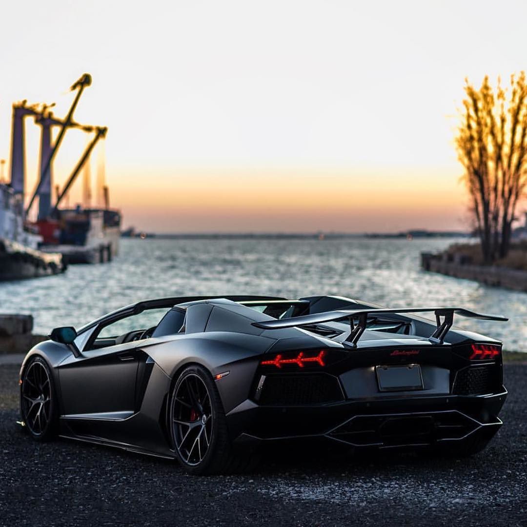 gulfcars's tweet photo. Stealth #Aventador Roadster By ig:zachbrehl https://t.co/einDIeZRaf https://t.co/SVt5c9CS2o