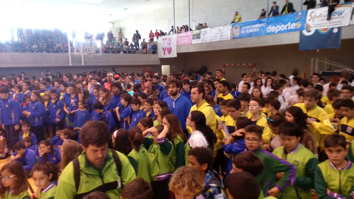 adaba_basket's tweet photo. #torneossta2016
Finaliza el VIITSS
19 Clubes
88 Equipos
135 partidos
42 Voluntarios
#BalncestoBase
Gracias a todos!! https://t.co/qYAkjxriDH
