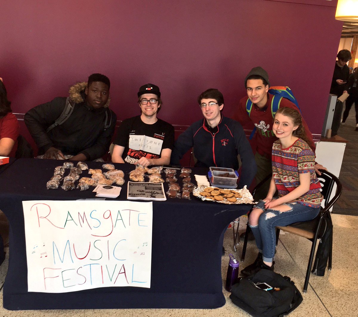 RamsgateMusic's tweet photo. Thanks to everyone's help with baking! Come get some yummy treats https://t.co/afcZu4eTc3