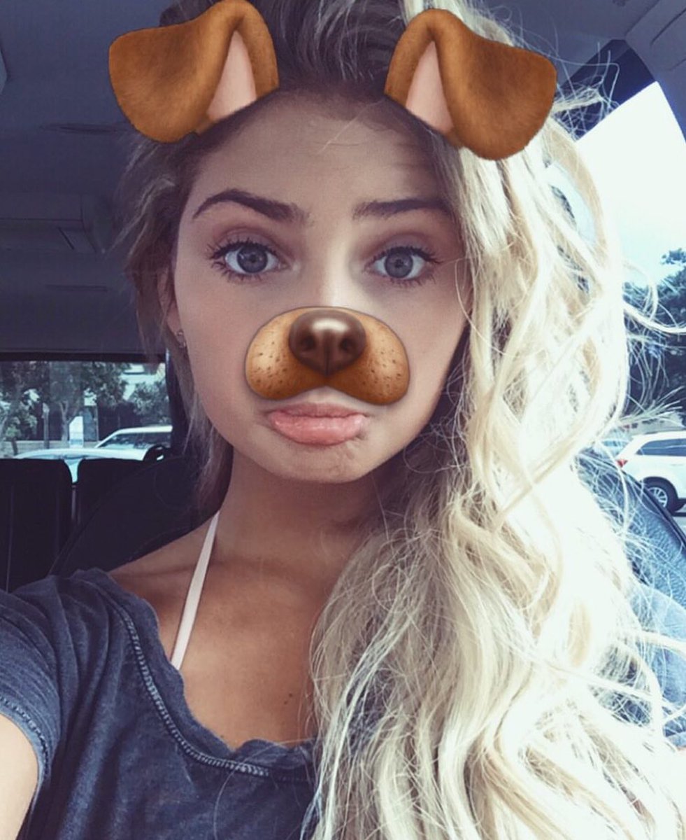 Let's be honest this is every girls favorite snap chat filter 🐶 #NationalPuppyDay