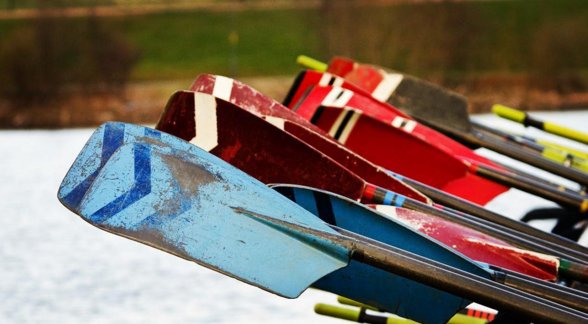 FormulaRowing's tweet photo. Formula Rowing: Old Rivalries, New Format. For more info about our #EventInABox races, get in touch! #WeRowInCircles https://t.co/fwSTMPSrVA