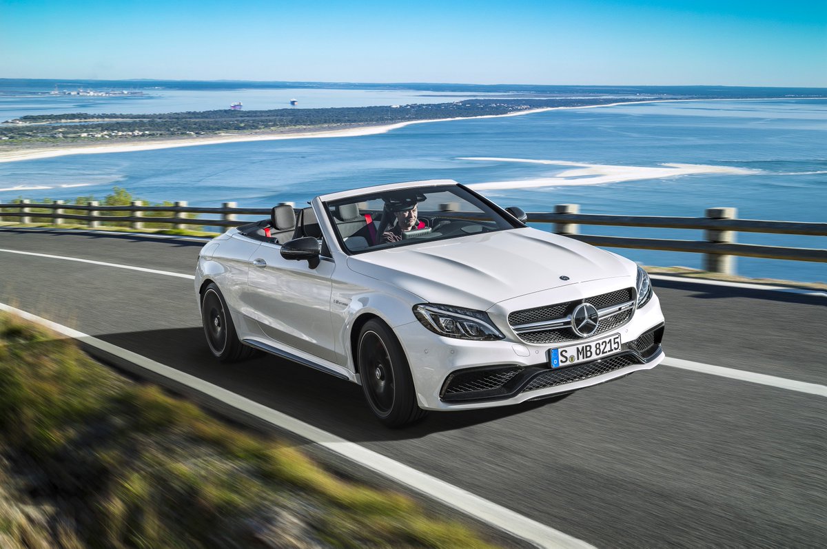 MercedesAMG's tweet photo. #MercedesAMG C 63 Cabriolet: open-air ambiance + #AMG V8 engine. 👌 
[Cnsmptn: 9.3-8.9 l/100 km | CO2:  218-208 g/km] https://t.co/Zqjk3y02kJ