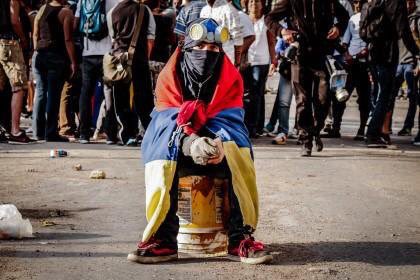 AnonymissMonic's tweet photo. Esperar tanto tiempo a que suceda algo, que lo único que pasa es el tiempo
#Venezuela Despierta
#TeamVene10 https://t.co/jzVH5MhgFF
