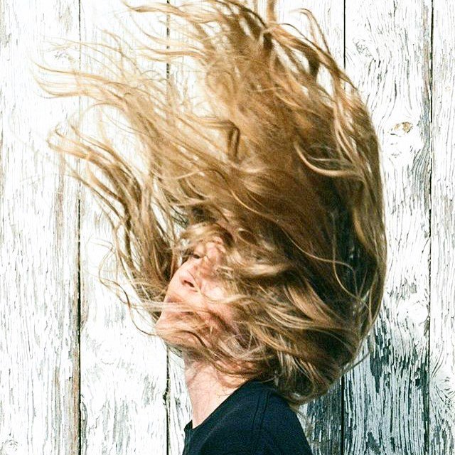 harlowskinco's tweet image. Waves 〰 via @jessesm 
#harlowhair #rainwaves #hairtonic #seaspray #texture #myharlow #harlowglow #cleanbeauty #cons…