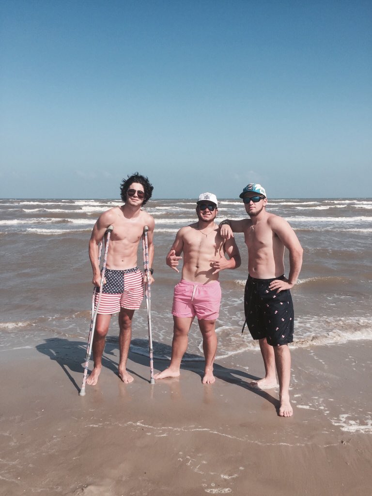 JacobTurek2's tweet photo. Happy birthday to my main man and beach bud @vanshamblin #txstate19 https://t.co/a8hm2n6cB0