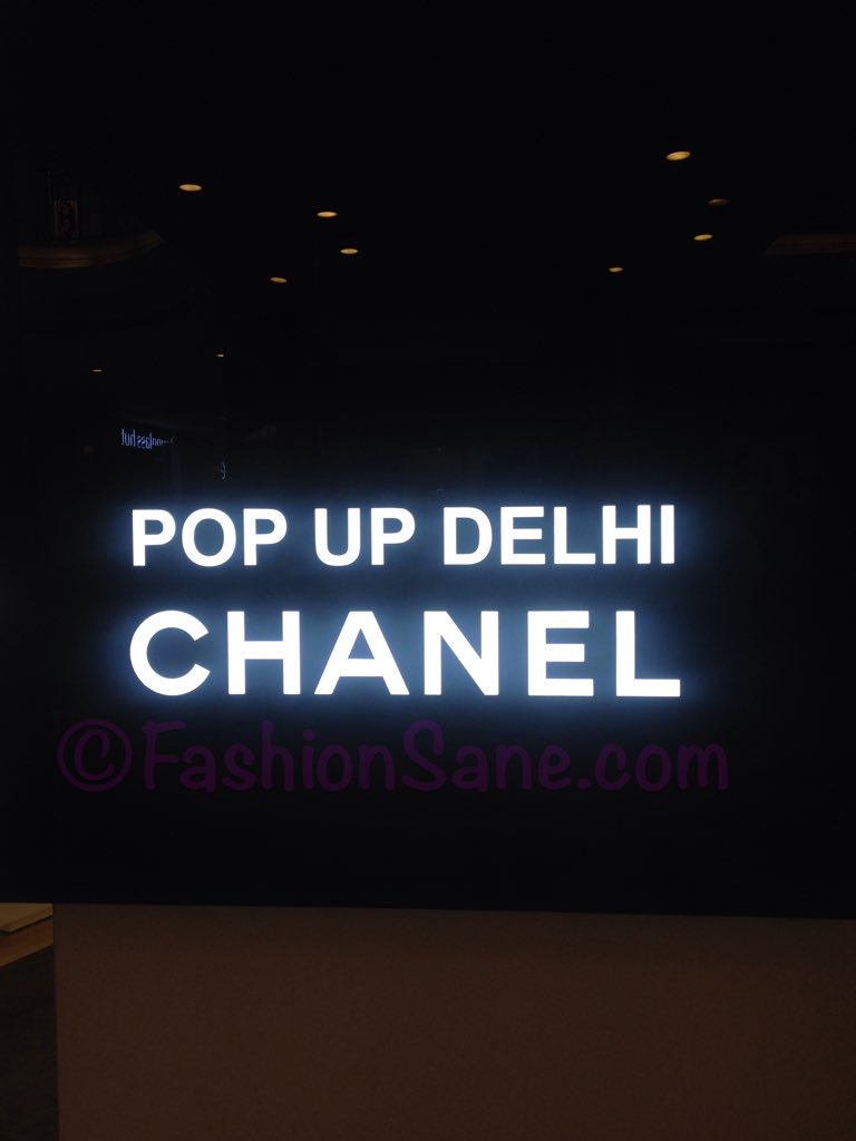 FashionSaneCom's tweet photo. @CHANEL @PopUpStore @PromenadeDLF @sodelhi https://t.co/Oo7rYigyK8 https://t.co/3ZNPu1Y0xH