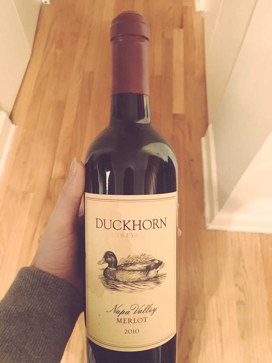 ashley1carman's tweet photo. Such a sad day when you notice one of your favorite wines has gone bad #cookedwine #duckhorn #sadface https://t.co/r4Mafen78X
