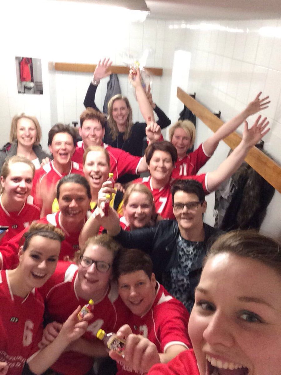 Dames R1 Bornerbroek ongeslagen kampioen #RoadToRio