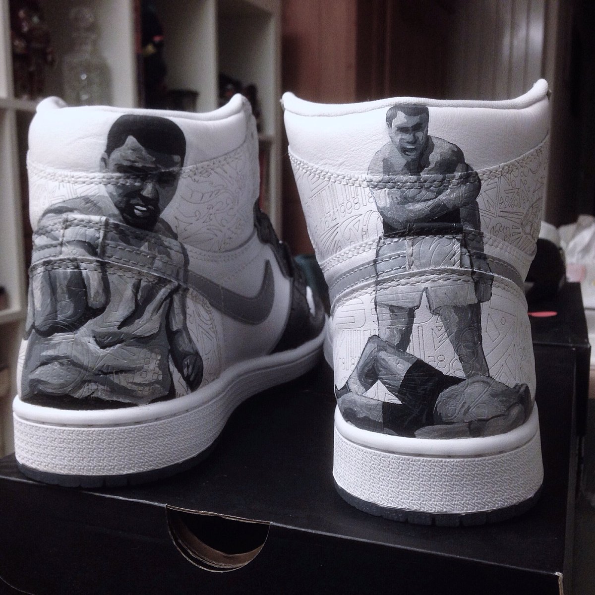 Super250er's tweet photo. Ali Jordan 1s in progress @MuhammadAli @AngelusDirect @OTSShoeShop @Jumpman23 https://t.co/CoXtQBjzmI