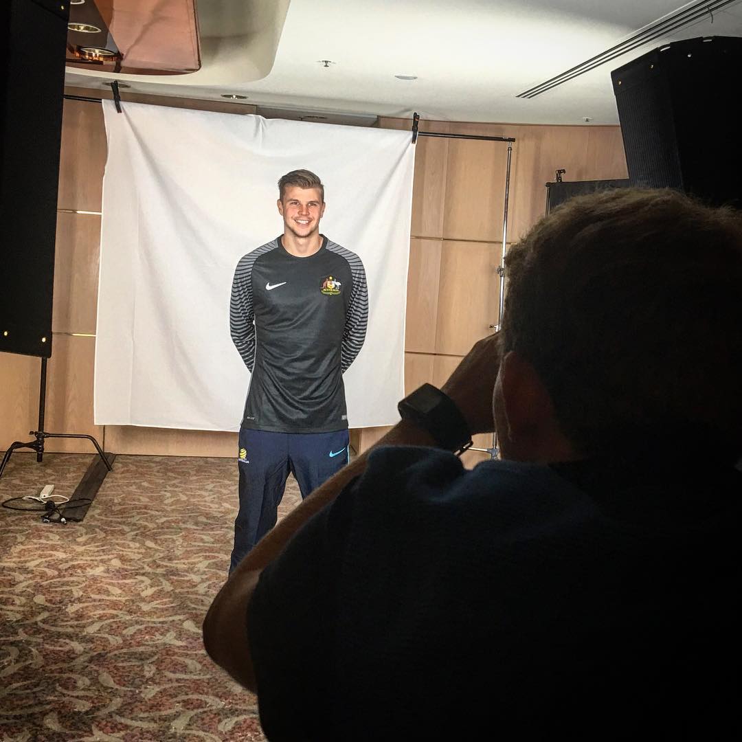 MitchLangerak's tweet photo. #SocceroosThreads New @nikefootball's GK Shirt for @Socceroos. #GoSocceroos 👍🇦🇺 #AUSvTJK https://t.co/elIgjDayti