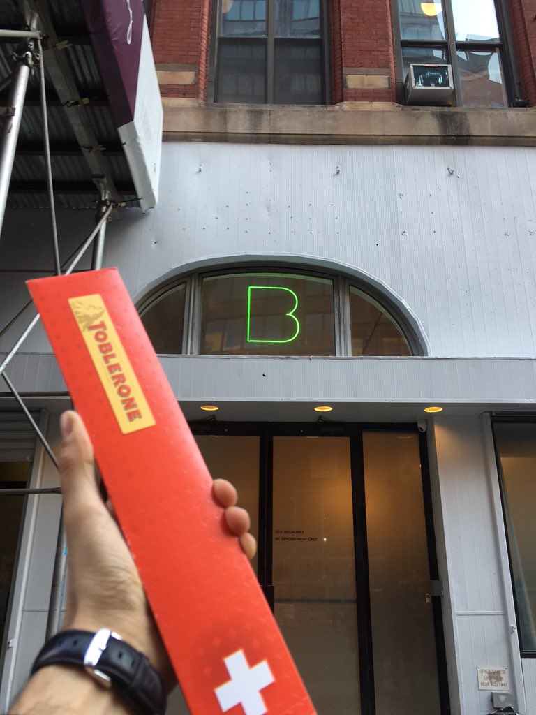 WaRTeK's tweet photo. Hey @CaseyNeistat, i'm here with a gift in advance for your bday, from switerzerland. You're over here ? https://t.co/6ohD3inbPi
