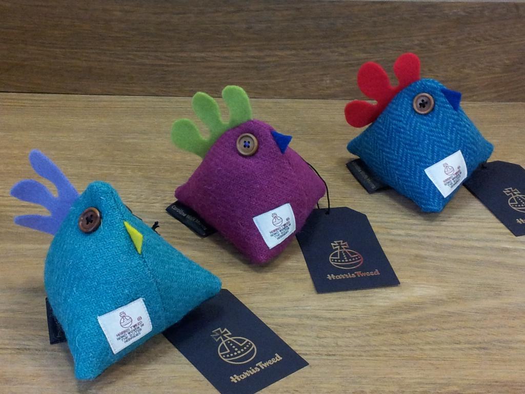 elbagallery's tweet image. @CannySquirrel @GlasgowEtsyTeam  #Easterwindow #springflowers #GETHour